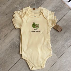 Set of 3 organic cotton onesies size 12-18 months